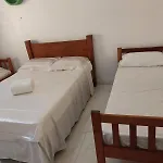 Casas Amarelas - Praia Grande, Ubatuba
