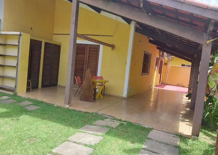 Casas Amarelas - Praia Grande, Ubatuba